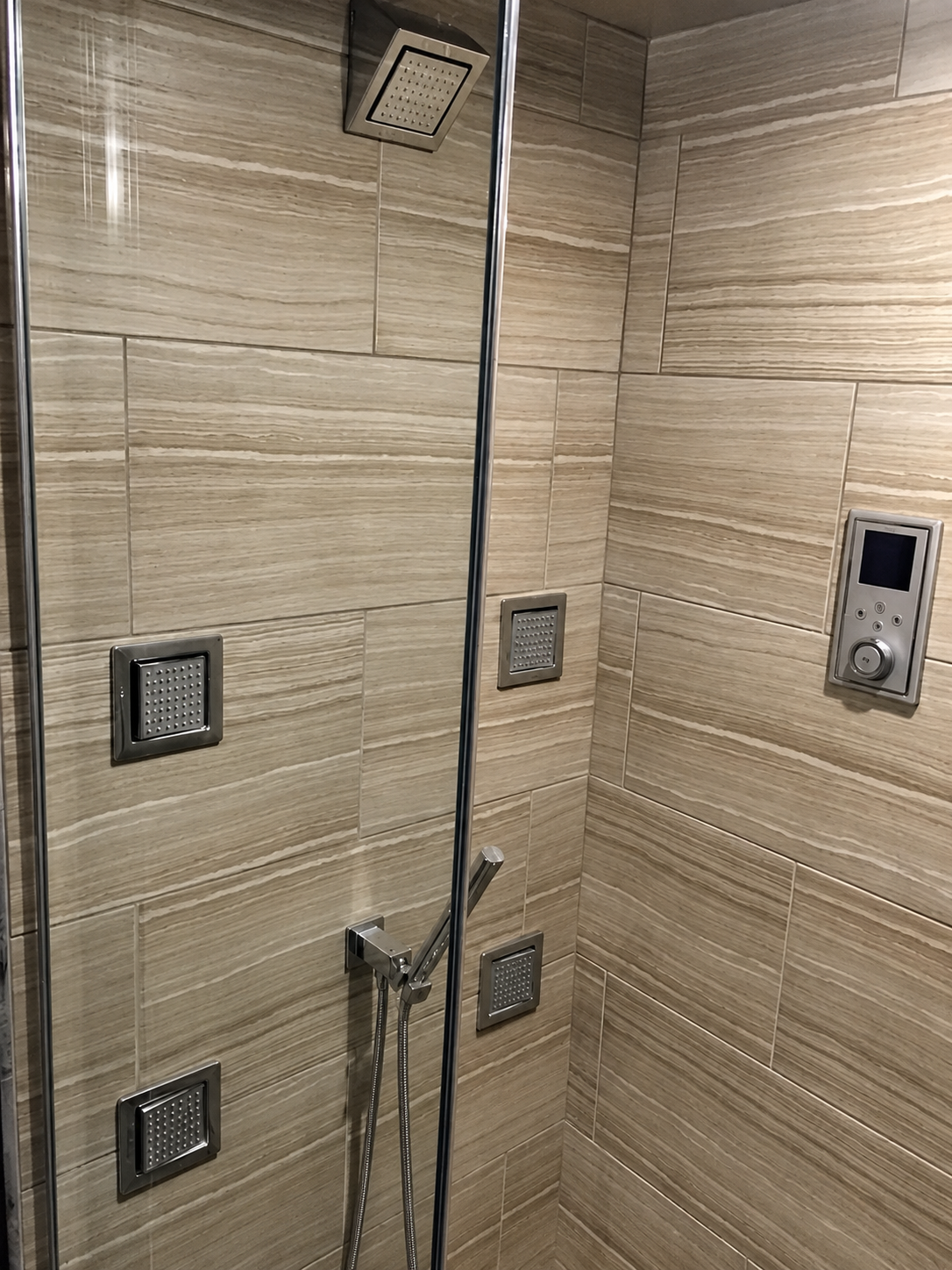 Small Tweaks, Big Impact: Modern Shower Fixtures